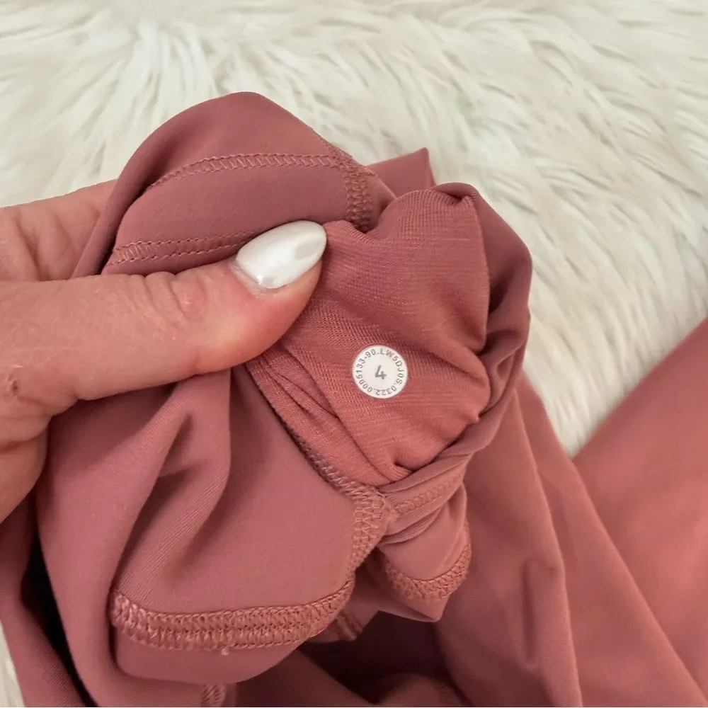 lululemon athletica dusty rose leggings - size 4